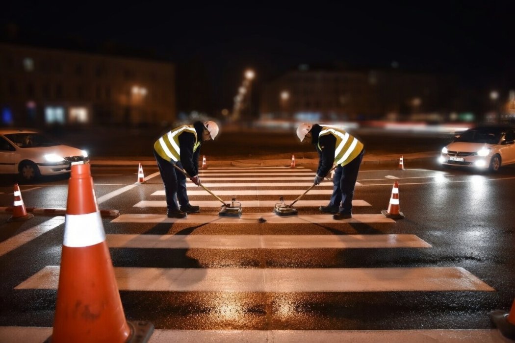 „Невидими“ зебри в Русе вдигнаха напрежението: Общината обещава нова маркировка до края на седмицата