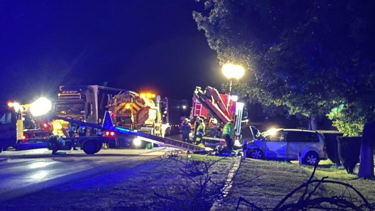 Катастрофа блокира пътя Велико Търново–Русе: 12-годишно дете е ранено, тировете чакат