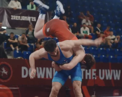 Бозигит Исламгереев изпълни невероятна "летяща катерица" за победа в последната секунда (Видео)