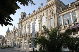 Русенският театър &bdquo;гаси&ldquo; светлините: Премиера на &bdquo;Комедия на тъмно&ldquo; с игра на сляпо