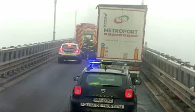 Горящ камион предизвиква хаос на Дунав мост