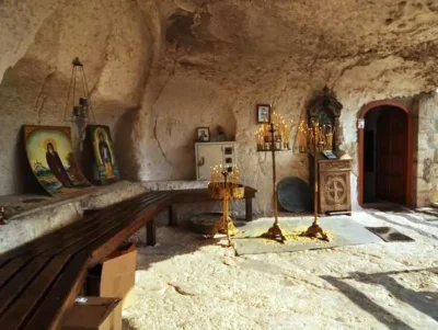 Спасен е архивът на Ивановските скални църкви: близо 800 документа вече са в Русе