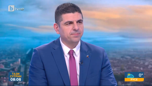 Ивайло Мирчев признава: "Грешка голяма е, пее като капитан Берторели!"