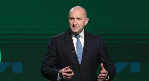 Румен Радев е първи в Русе: &bdquo;Прогресивна България&ldquo; води с близо 50%, ПП-ДБ и ГЕРБ-СДС в битка за второто място