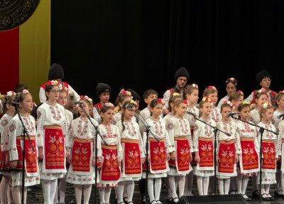 Рекорд в Русе: над 800 млади изпълнители превзеха &bdquo;Дунавски славеи&ldquo;