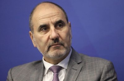 Цветан Цветанов пред P26: ГЕРБ вече не е политическият мастодонт, който беше &ndash; днес първото място се дължи повече на слабостта на другите