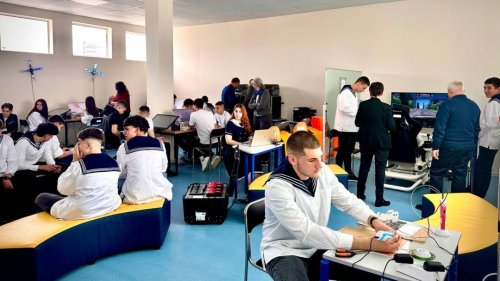 Корабният техникум в Русе отвори нов STEM център: 3D прототипи, математика и дигитален дизайн