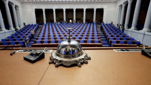 Парламентът гледа ключови промени след еврото и свлачището край Пампорово
