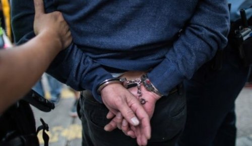 Метамфетамин в кола и къща: Задържаха 36-годишен при акция в Ясеновец