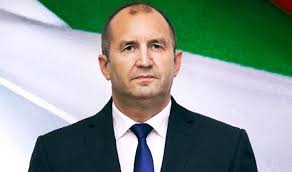 Румен Радев: Участие в изборите и коментари за икономиката