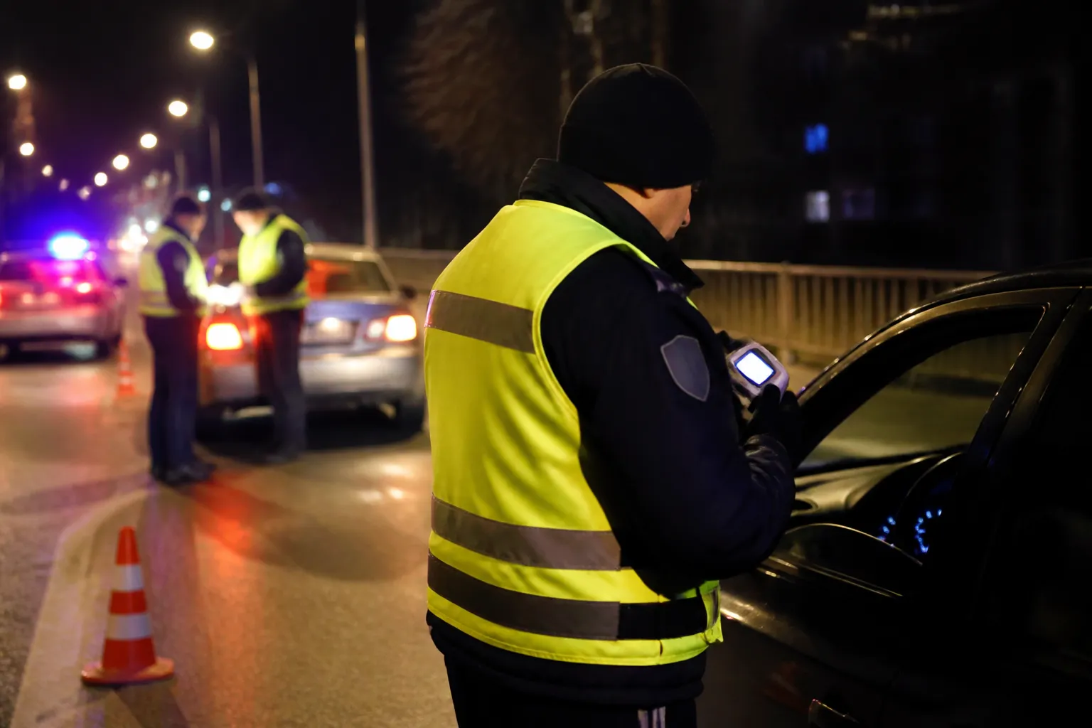 МВР-Русе задържа трима шофьори след тестове за алкохол и наркотици