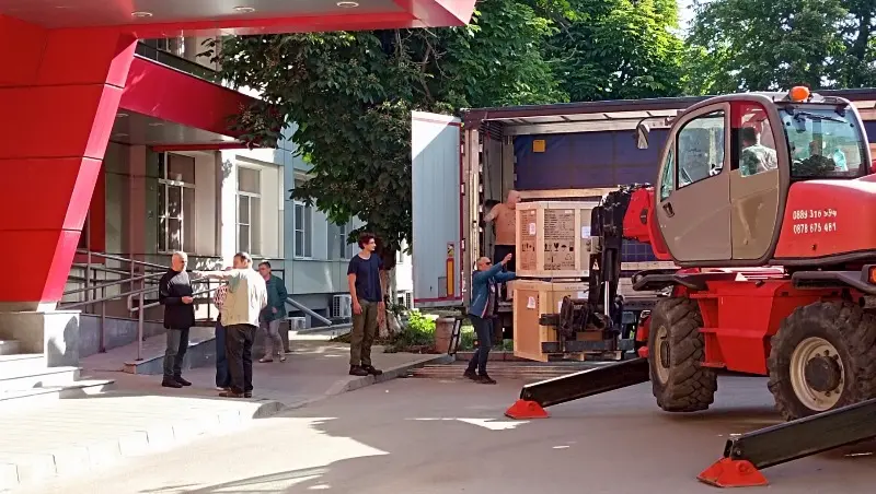 Новият линеен ускорител в Онкоцентъра: Повече лечение, по-малко чакане
