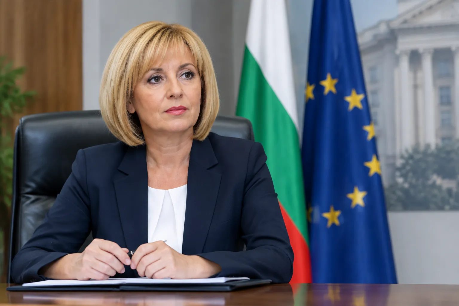 Мая Манолова оглави КЗП след решение на Министерския съвет