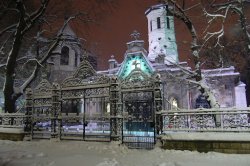 Митрополията опроверга полицията: Великденската служба в Русе остава пред „Света Троица“