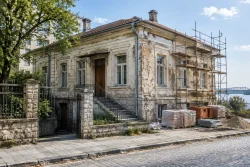 БАН отпусна над 700 000 лева за ремонт на сграда в Русе