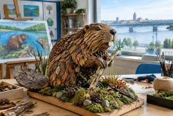 Деца от Русе пращат макет на бобър в Danube Art Master