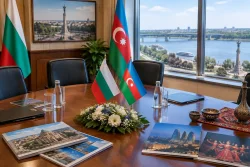 Посланикът на Азербайджан обсъди партньорство с Русе