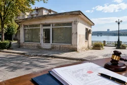 Общински съвет – Русе пуска на търг сграда за 58 600 евро