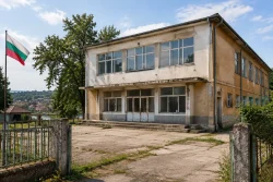 Общинският съвет в Русе дава на Червена вода спортен салон